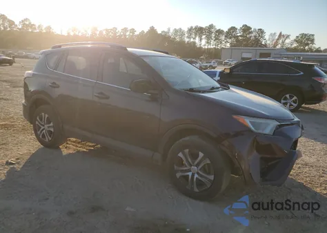 2018 Toyota Rav4 Le z USA, uszkodzony, nr VIN 2T3ZFREV0JW451926